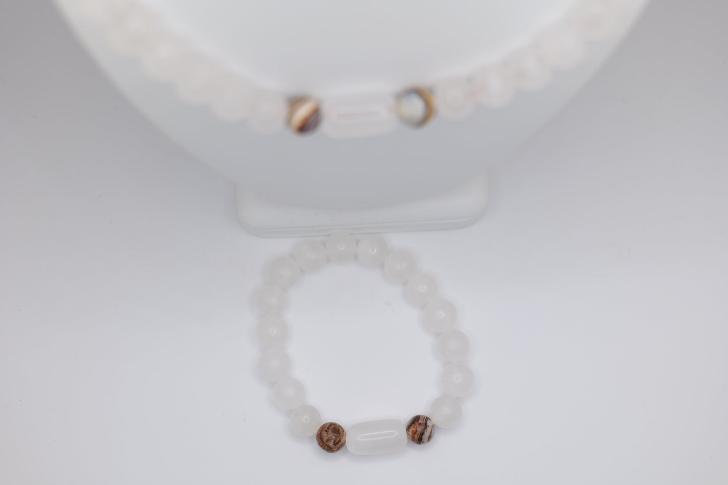 White Marble and Onyx Centerpiece Jewelry Set