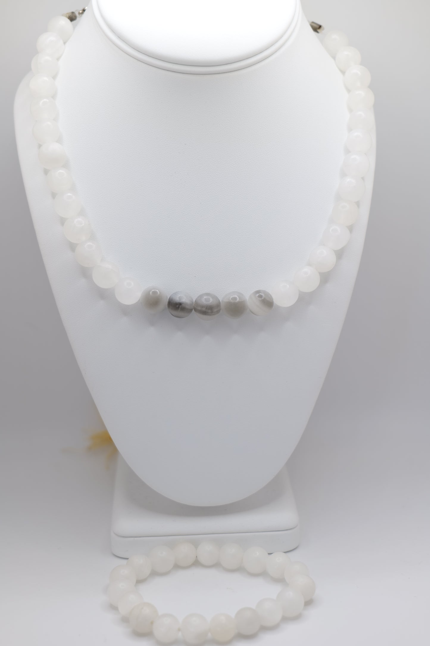 White and Stormy Marble Beaded Necklace
