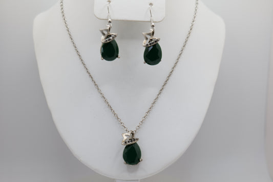 Nephrite with Silver Jewelry Set