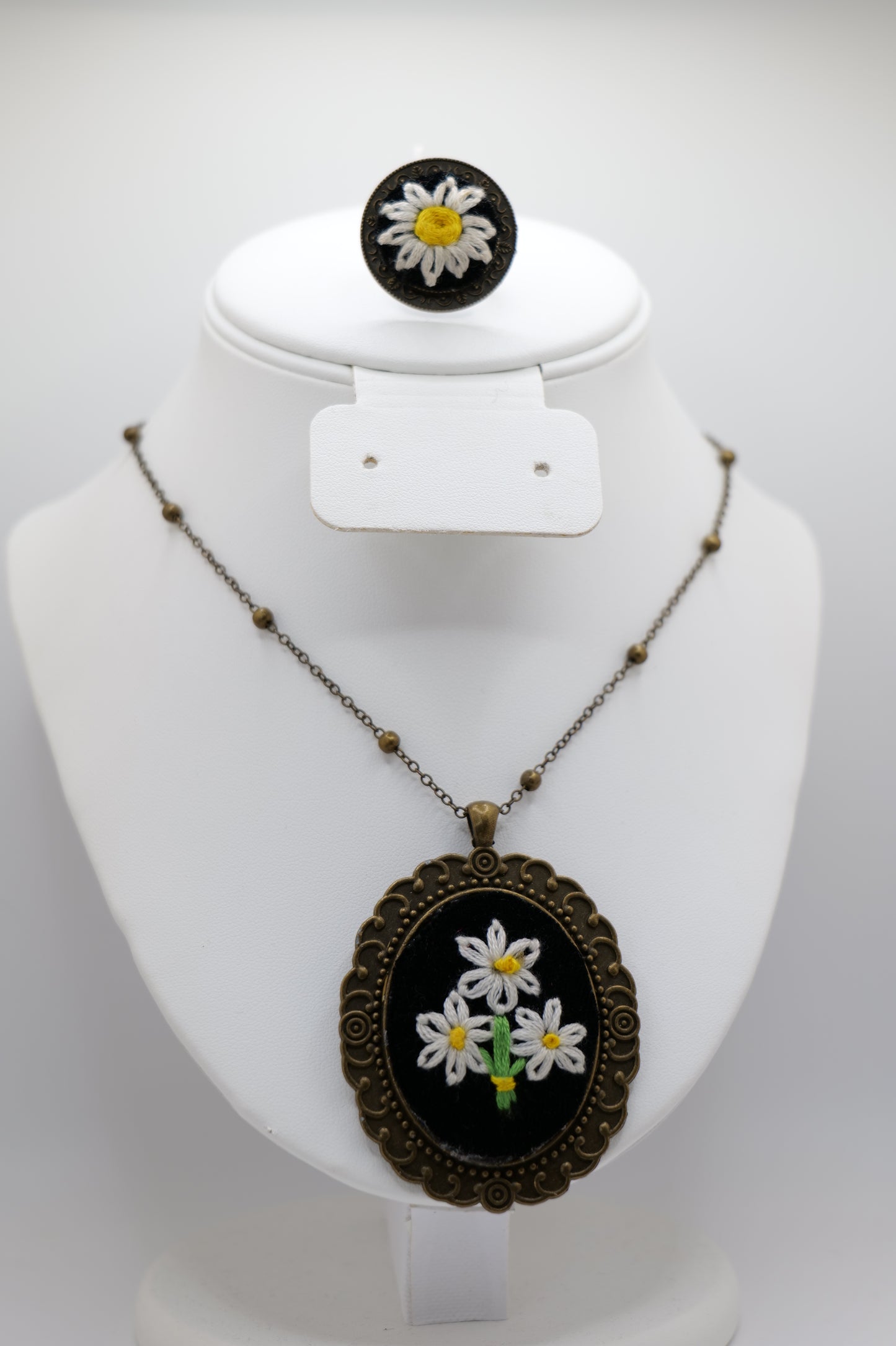 Floral Embroidery Necklace and Ring Set