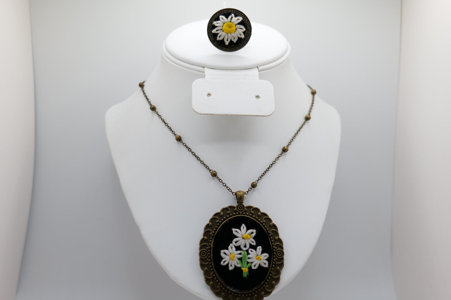 Floral Embroidery Necklace and Ring Set